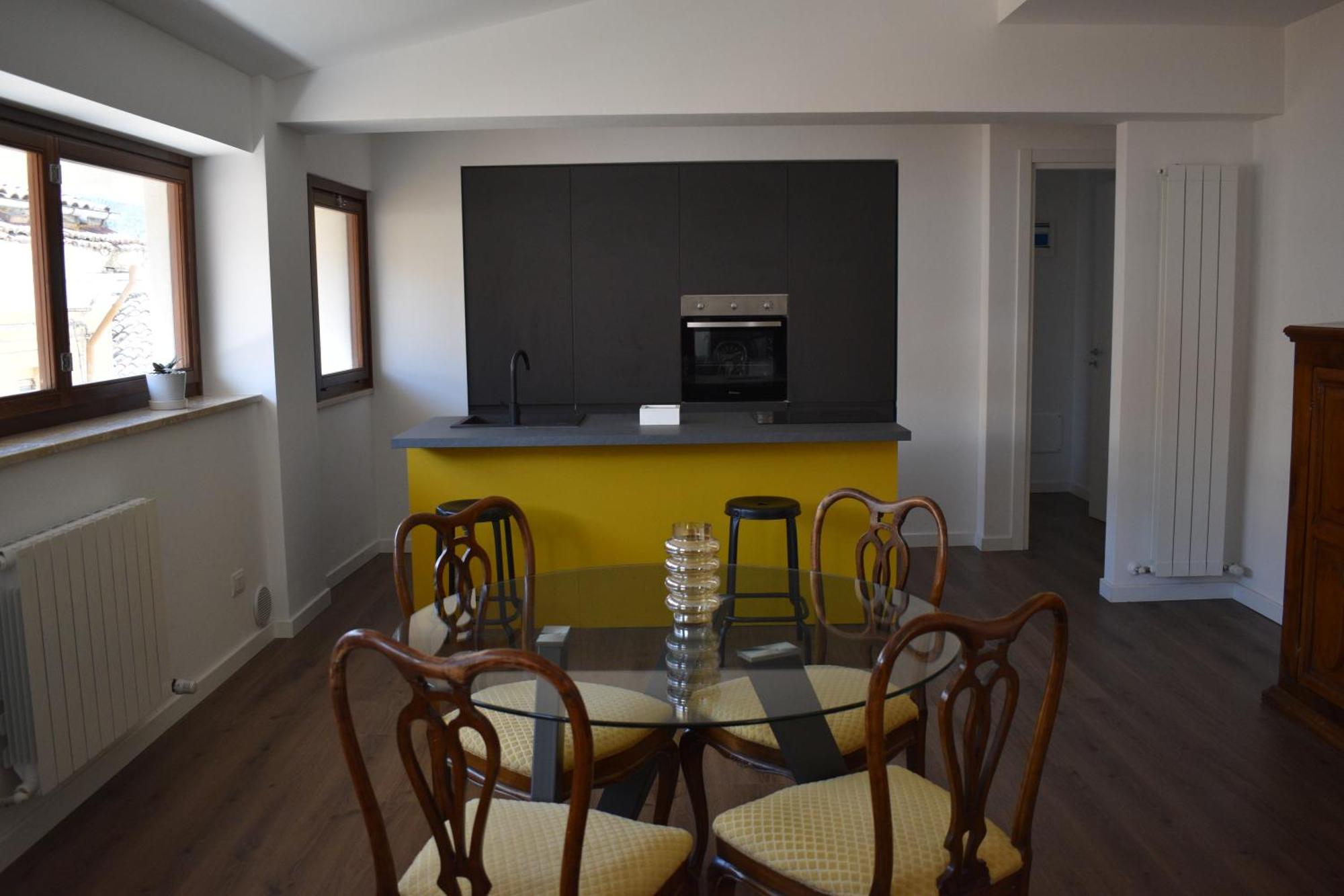 Habita Appartamenti LʼAquila Exteriör bild